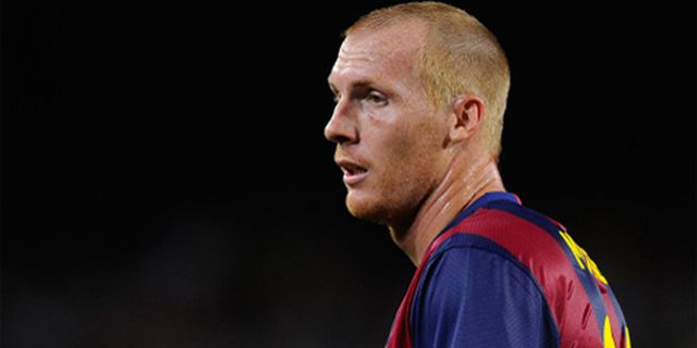 Kehilangan Posisi Bek Tengah Barca, Mathieu Tak Kecewa