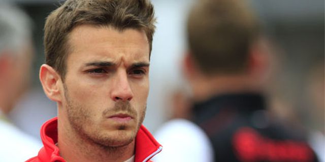 Bianchi Cedera Parah di Kepala, Marussia Minta Publik 'Sabar' Bianchi Cedera Parah di Kepala, Marussia Minta Publik 'Sabar'