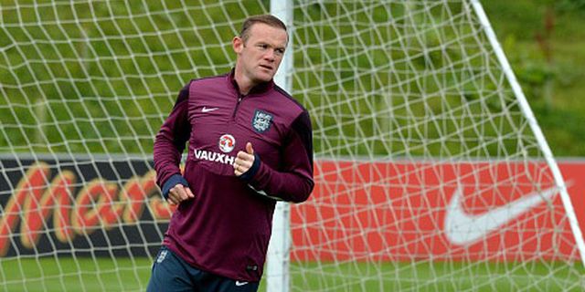 Tergoda Rekor Gol, Rooney Fokus Menangkan Inggris