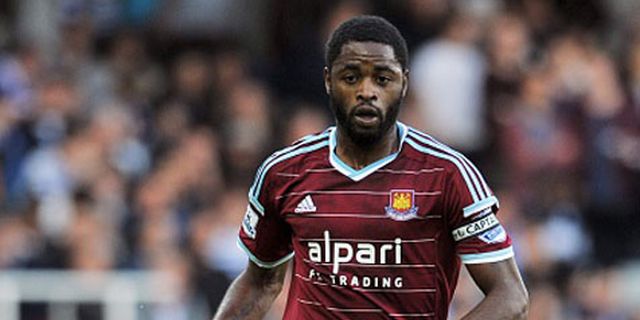 Impresif di West Ham, Liverpool Kepincut Alex Song