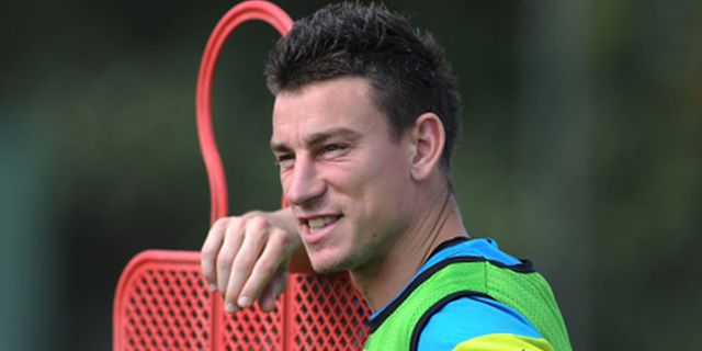 Koscielny Dicoret Prancis, Arsenal Makin Merana