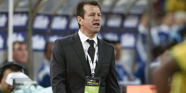 Dunga Kecewa Dengan Kepemimpinan Wasit