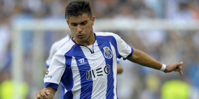 Juve Pantau Gelandang Belia Porto Juve Pantau Gelandang Belia Porto