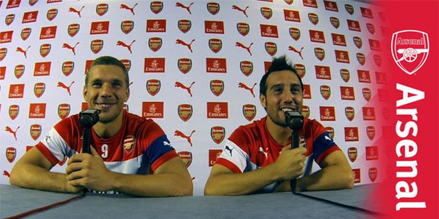 Podolski dan Cazorla Jadi Komentator Dadakan Arsenal