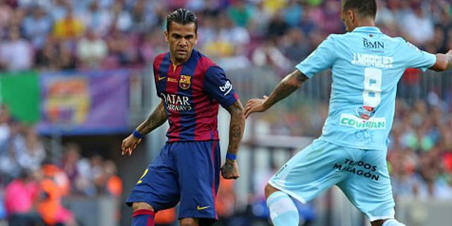 Alves: Di Bawah Form Jelang Clasico? Tak Masalah