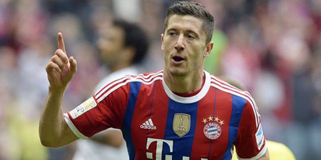 Terkena Tekel Brutal, Lewandowski Harap-harap Cemas