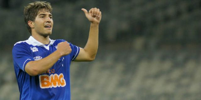 Chelsea Serobot Madrid Dalam Perburuan Lucas