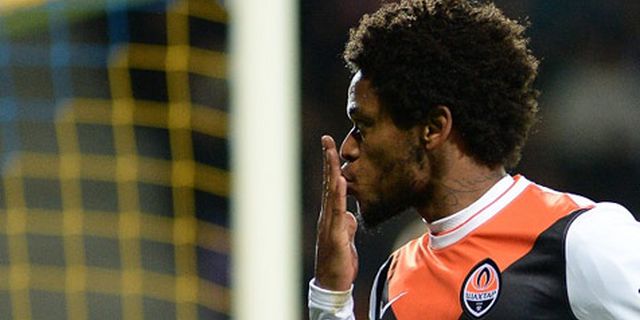 Adriano Samai Rekor Messi, Tapi Lebih Istimewa