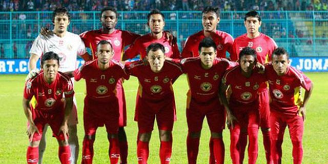 Jelang Tantang Persipura, Kabau Sirah Nikmati Pantai Hamadi