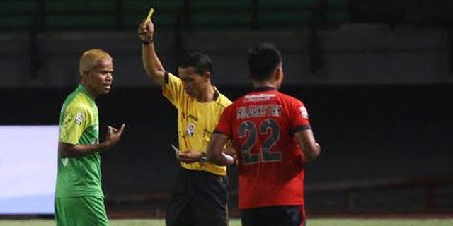 RD dan Dejan Tolak Komentar Soal Wasit