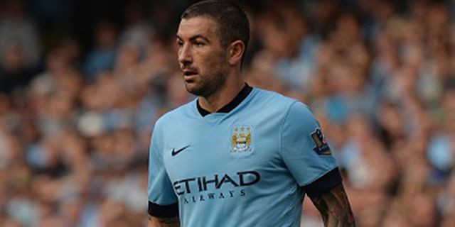 Kolarov: Jika Remehkan MU, Kami Akan Kalah