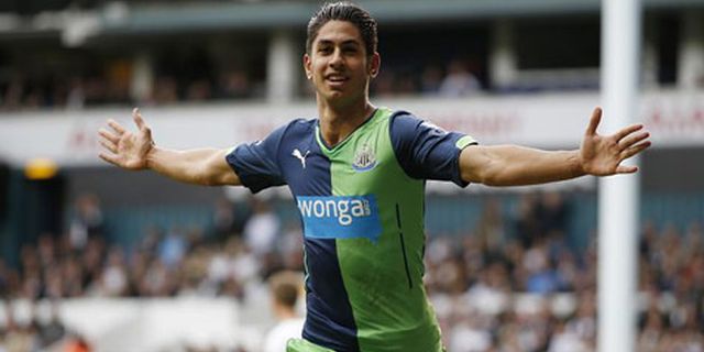 Demi Newcastle, Ayoze Tolak Tawaran Barca dan Madrid