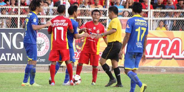 Semen Padang Kecewa Kepemimpinan Wasit Novari Iksan