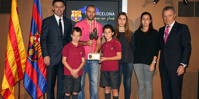 Barca Nobatkan Mascherano Sebagai Pemain Terbaik 2013-14