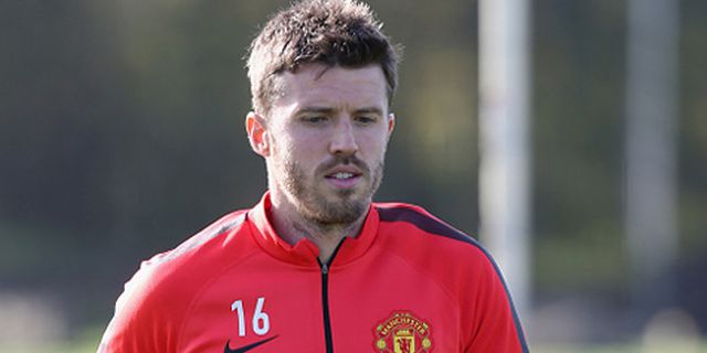 Robson Minta Carrick Tak Turun di Derby Manchester