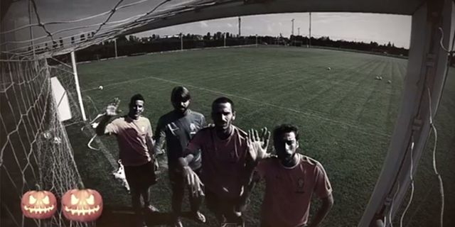 Rayakan Halloween, Pemain Juve Berperang Melawan Laba-Laba