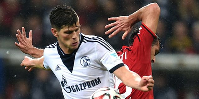 Optimisme Schalke Terkait Kesetiaan Huntelaar