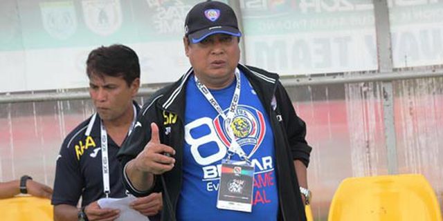 Suharno Optimistis Arema Cronus ke Final