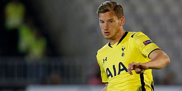 Vertonghen Ikut Rayakan Hasil Imbang Arsenal
