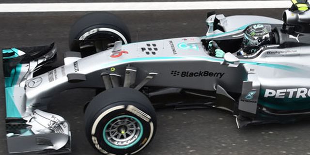 Rosberg Pimpin Latihan Pertama F1 GP Brasil