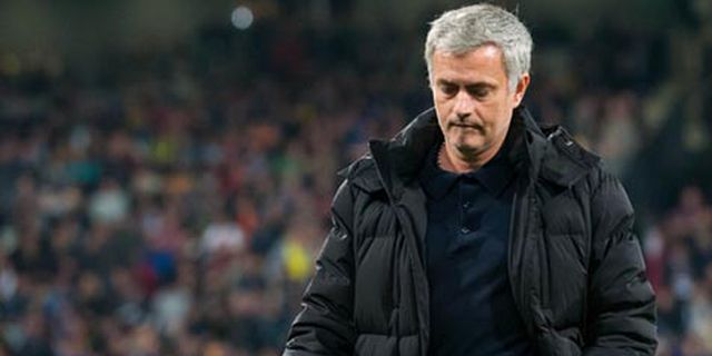 Mourinho Siap Dengan Intimidasi Anfield