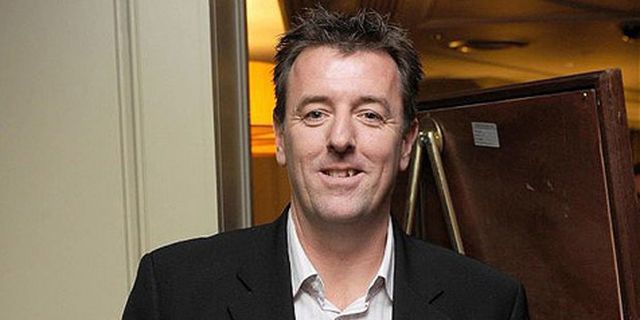 Le Tissier: Saya Pajang Jersey Barca Xavi di Dapur