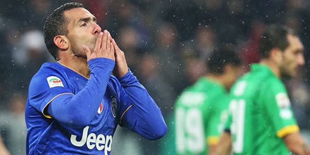 Allegri Puji Penampilan Carlos Tevez