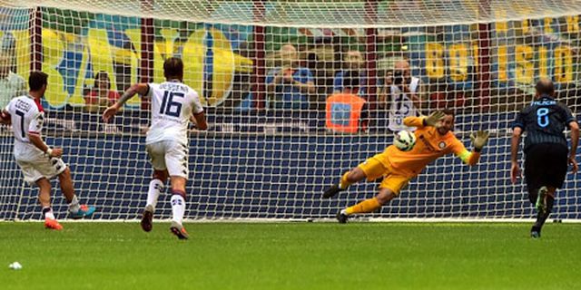 Anti-Penalti Bernama Samir Handanovic