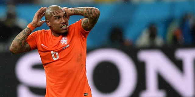 Nigel De Jong Dicoret Dari Skuat Belanda