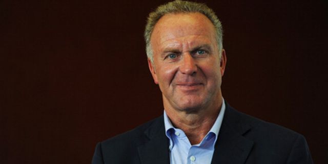 Rummenigge: Guardiola Tak 'Segila' Van Gaal Rummenigge: Guardiola Tak 'Segila' Van Gaal
