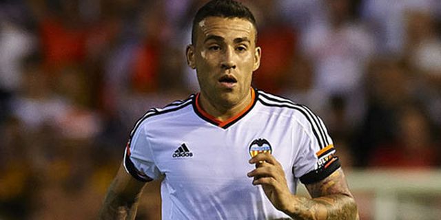 Valencia Cemas Otamendi Digelitik United