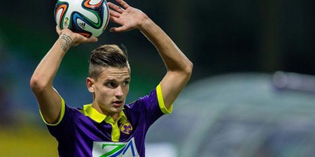 United Coba Jegal Arsenal Gaet Bek Muda Maribor