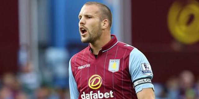 Diburu Man United, Ron Vlaar Isyaratkan Bertahan di Villa Park Diburu Man United, Ron Vlaar Isyaratkan Bertahan di Villa Park