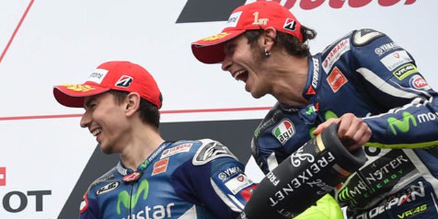 Rossi Kembali Kompetitif, Lorenzo Kian Termotivasi