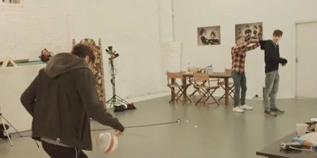Video: Trick shot keren Adam Lallana