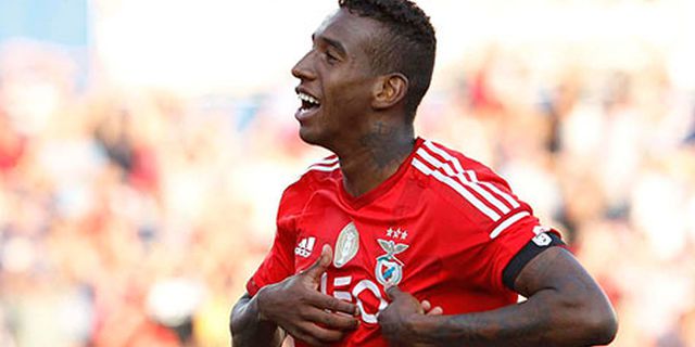 Talisca Tolak Halus Minat Arsenal dan Liverpool