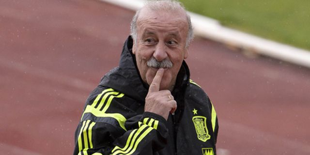 Del Bosque Siap Tepikan Costa dan Fabregas Secara Permanen