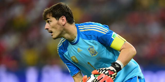 Casillas Tak Ragukan Komitmen Costa dan Fabregas