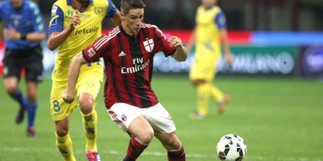 Merasa Senasib, Crespo Yakin Milan Mampu Sulap Torres