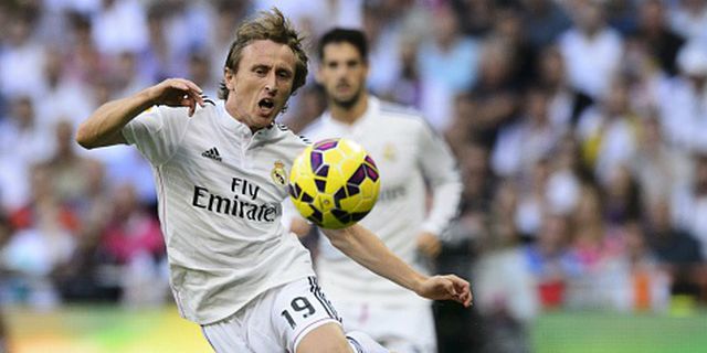 Absen Tiga Bulan, Modric Dapat Dukungan Moril Dari Ancelotti