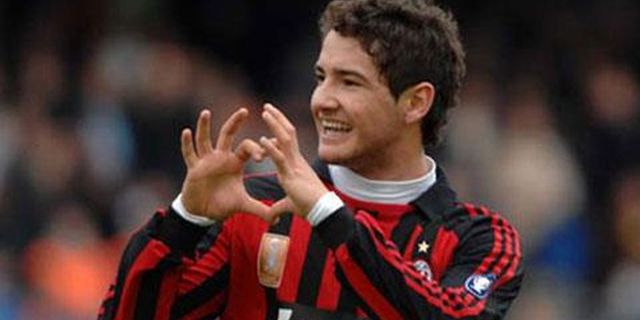 Pato Bakal Kembali ke Serie A?