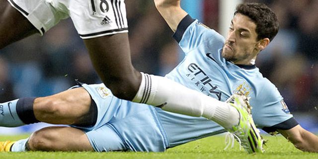 Navas Bahagia Bermain di City Navas Bahagia Bermain di City