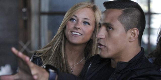 Sudah Punya Pacar, Alexis Masih Coba Gebet Miss Chile Sudah Punya Pacar, Alexis Masih Coba Gebet Miss Chile