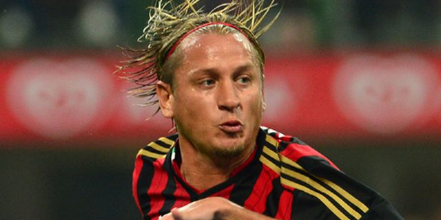 Milan Bakal Perpanjang Kontrak Mexes