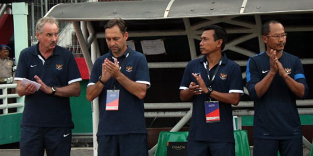Widodo No Comment, Pikal Siap Mengabdi