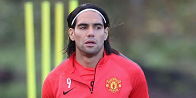 Falcao dan Rojo Bisa Tampil Lawan Hull City