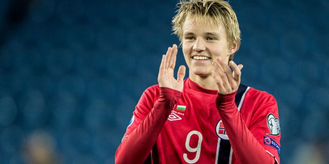 Aguero Minta Odegaard Tak Buru-Buru Pindah ke Klub Besar