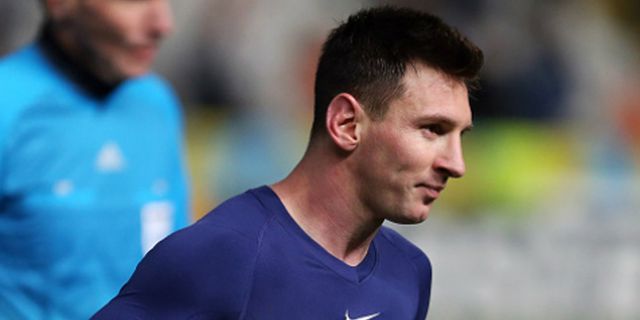 Messi Dapat 'Ciuman' Diva Top Argentina