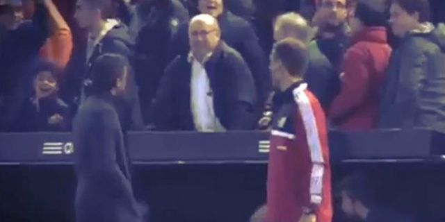 Video: Luis Enrique Diludahi Suporter di Mestalla