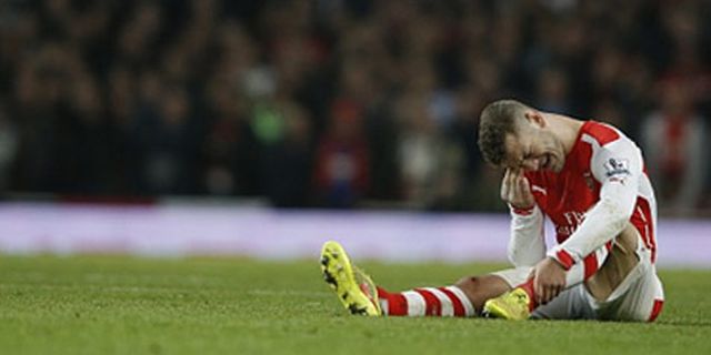 Arsenal Bantah Pemulihan Wilshere Berjalan Molor Arsenal Bantah Pemulihan Wilshere Berjalan Molor